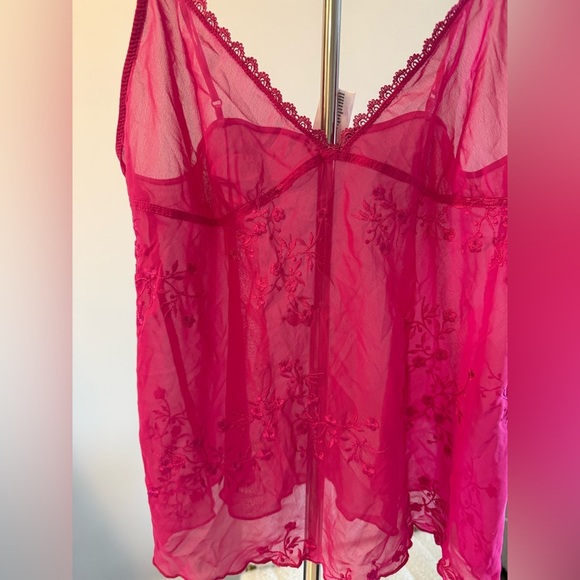 Magenta Baby Doll Sheer Embroidered Top Medium - Picture 2 of 6